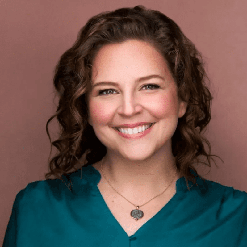 Amanda Wick headshot