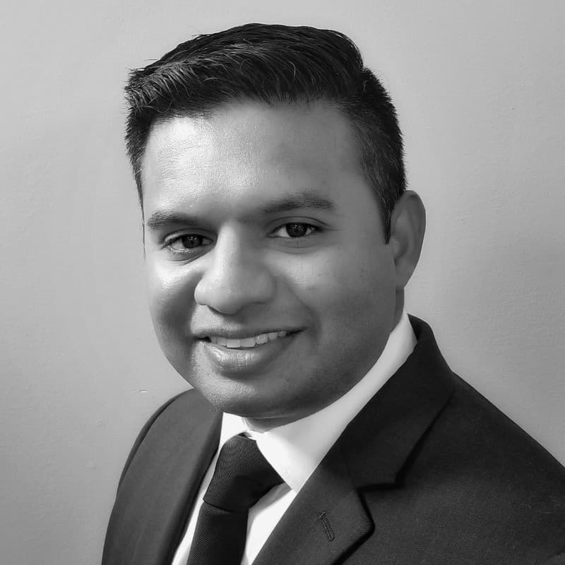 Nigel Devaraj headshot